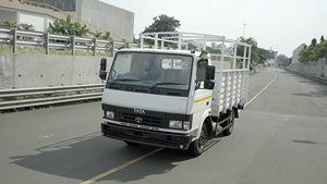 Tata Motors ने 21 नए कमर्शियल वाहनों को किया पेश, माइलेज और कम्फर्ट में हुआ सुधार