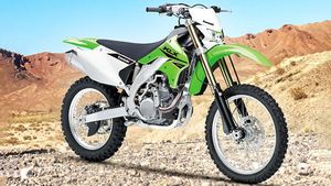 नई Kawasaki  KLX450R डर्ट बाइक भारत में हुई लाॅन्च, जानें कीमत और फीचर्स