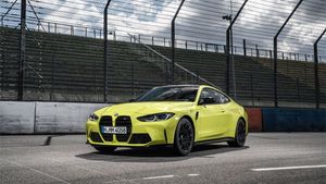 BMW M4 स्पोर्ट्स सेडान जल्द होगी भारतीय बाजार में लॉन्च, 10 फरवरी से शुरू होगी इस कार की बुकिंग