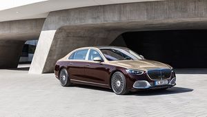 Mercedes Maybach S-Class भारत में 3 मार्च को होगी लॉन्च, जानें क्या होंगे फीचर्स व इंजन