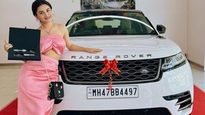 अदाकारा अवनीत कौर ने खरीदी Land Rover की ये शानदार एसयूवी, जानें क्या है कीमत और फीचर्स