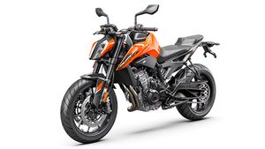 नई 2022 KTM 790 Duke को किया गया पेश, मिले कुछ नए बेहतरीन फीचर्स और रंग विकल्प