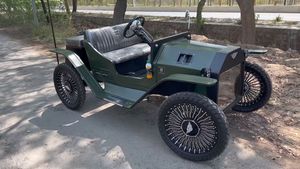 इस विंटेज डिजाइन वाली इलेक्ट्रिक कार को आप भी चाहेंगे खरीदना, बनी है Alto और Bullet के पार्ट्स से