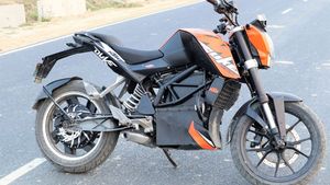KTM Duke बाइक को बनाया इलेक्ट्रिक मोटरसाइकिल, 140 किमी/घंटा है इसकी टॉप-स्पीड