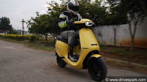 Electric Scooter Sales February 2022: ओला एस1, टीवीएस आईक्यूब, एथर, बजाज चेतक जानकारी
