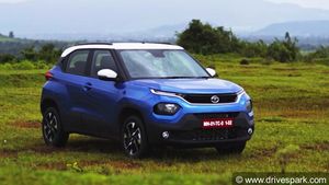 Tata Motors Sales February 2022: नेक्सन की शानदार रही बिक्री, पंच का प्रदर्शन भी रहा अच्छा