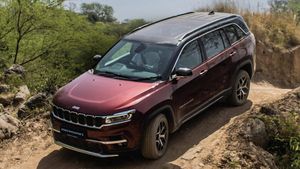 Jeep Meridian SUV की डिलीवरी हुई शुरू, क्या आपने बुक कराई है यह कार, जानें क्या है कीमत