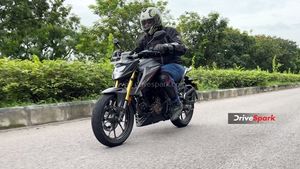 होंडा सीबी300एफ रिव्यू - लुक और कीमत दोनों ने लगा दी आग!