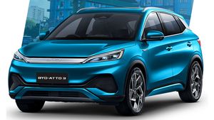 बीवायडी एटो3 की हुई 1,500 यूनिट्स की बुकिंग, बैटरी पर मिल रही 8 साल वारंटी; जानें कब होगी डिलीवर