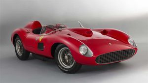 Lionel Messi Car Collection: FIFA 2022 वर्ल्ड कप जीतने वाले मेसी को है महंगी कारों का शौक, देखें कार कलेक्शन