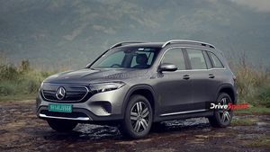 मर्सिडीज-बेंज ईक्यूबी इलेक्ट्रिक एसयूवी भारत में हुई लाॅन्च, सिंगल चार्ज में चलती है 423 किमी, जानें कीमत