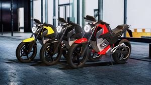 Oben Rorr: इस इलेक्ट्रिक बाइक को मिल रही है धड़ाधड़ बुकिंग, 200 किमी है रेंज, जानें कितनी है कीमत