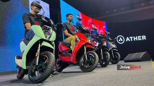 एथर ने लाॅन्च की नई 450X और 450 Plus स्कूटर, फीचर्स हुए अपडेट, जानें कीमत
