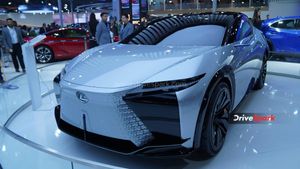 लेक्सस की इस इलेक्ट्रिक कार को देखते ही हो जाएंगे दीवाने, 600 किमी की रेंज तो 200Km/h की है टॉप स्पीड