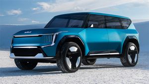 Kia EV9: किया ईवी9 में मिलेगी 400 किमी की रेंज, पाॅवर में भी होगी दमदार, लीक हुईं कई डिटेल्स