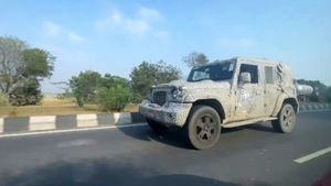 महिंद्रा कर रही है 5 दरवाजों वाली थार एसयूवी की टेस्टिंग, जल्द हो सकती है लाॅन्च