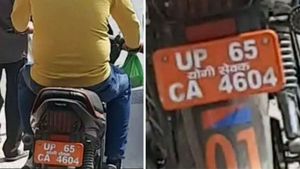 ‘योगी सेवक’ की बाइक का उत्तर प्रदेश पुलिस ने काटा चालान, जानें क्या है मामला