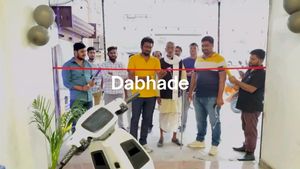 ओला इलेक्ट्रिक ने रविवार को देश भर में खोले 50 नए एक्सपीरियंस सेंटर, सीईओ ने ट्वीट करके दी जानकारी