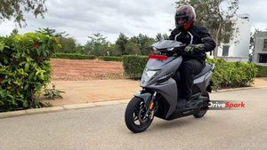 सिंपल वन इलेक्ट्रिक स्कूटर अप्रैल के अंत तक होगी लॉन्च, कीमत में भी होगी वृद्धि