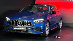 मर्सिडीज-AMG C43 भारत में लॉन्च, इन खास फीचर्स से है लैस, जानें कीमत  