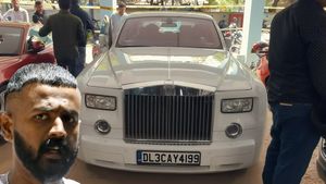 Lamborghini से लेकर BMW तक, महाठग सुकेश चन्द्रशेखर के कारों की हो रही नीलामी, इतनी रखी गई कीमत