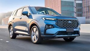 हो जाइए तैयार! भारत में नई कार लेकर आ रही है Ford, Mahindra XUV700 को देगी टक्कर, जानें डिटेल्स