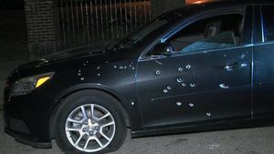 Bulletproof Car: आप भी बना सकते हैं अपनी कार को बुलेटप्रूफ! जानें कितना आएगा खर्चा और कहां से लेनी होगी परमिशन