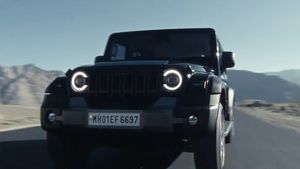 Mahindra Thar Roxx: महिंद्रा की 5-डोर थार SUV का नया टीजर जारी, डिजाइन देखकर थर-थर कांपने लगे प्रतिद्वंद्वी!