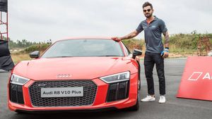 T20 World Cup : चैंपियन Virat Kohli की पहली कार कौन-सी थी? कलेक्शन में शामिल है कई लग्जरी कारें