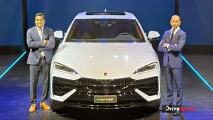 भारत में लॉन्च हुई नई Lamborghini Urus SE सुपरकार! हाइब्रिड टेक्नोलॉजी और लग्जरी फीचर्स, कीमत 4.57 करोड़