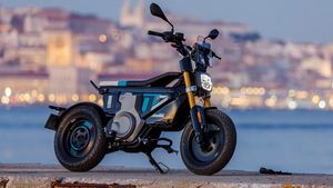 इलेक्ट्रिक टू-व्हीलर सेगमेंट में मची खलबली! BMW ला रहा है नया स्कूटर, जानें क्या है खास