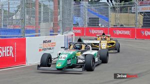 Chennai Car Race: चेन्नई में शुरू हुआ रफ्तार का उत्सव, सुपरकार के साथ एक्शन में दो दर्जन से ज्यादा ड्राइवर