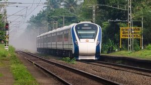 Vande Bharat Train ने Bullet Train को चटाई धूल! विदेशी भी खरीदने को बेताब; इन खासियत ने मनवाया लोहा