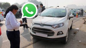 Traffic Challan को लेकर नया नियम! अब WhatsApp पर आएगा मैसेज, UPI से कर सकेंगे भुगतान; जानिए डिटेल