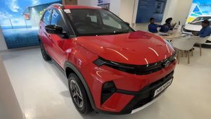 Tata Nexon CNG की शोरूम में एंट्री, खरीदने से पहले जान लें इसकी खूबियां