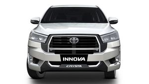 Toyota ने अचानक बढ़ा दिए इस MPV के दाम! अब इतनी चुकानी होगी कीमत, जानिए फीचर्स और परफॉर्मेंस