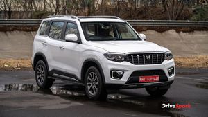 Mahindra Scorpio N के बेस मॉडल में मिलते हैं ये दमदार फीचर्स, खरीदने से पहले जानें परफॉर्मेंस और माइलेज डिटेल