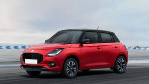 Maruti की इस कार ने गाड़ दिए झंडे! खरीदने के लिए ग्राहकों की लंबी कतार,  केवल 6.49 लाख है शुरुआती कीमत 