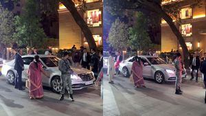 Nita Ambani के बॉडीगार्ड से महिला के बहस का वीडियो वायरल, Bengaluru में 10 करोड़ की कार से साड़ी शॉप पहुंची थी