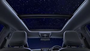 24 KM माइलेज, 360 डिग्री कैमरा और पैनोरमिक सनरूफ, बजट में फिट है ये SUV; कीमत मात्र 9 लाख से शुरु