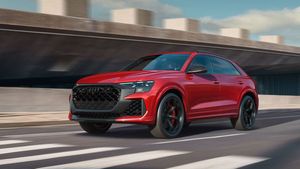 4-लीटर का पावरफुल इंजन, 300 KMPH की टॉप स्पीड और लग्जरी इंटीरियर, Audi जल्द लाने जा रही है ये धांसू कार