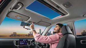 सनरूफ, 6 एयरबैग और 22.7 kmpl माइलेज...Hyundai Venue की कीमत में बढ़ोतरी, जानें इसका नया Price