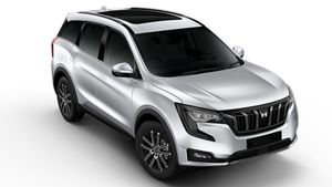 7 एयरबैग, 360 डिग्री कैमरा और ADAS! इस प्रीमियम SUV पर मिल रही 1 लाख की छूट