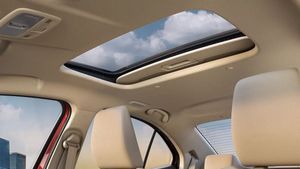 33 KM माइलेज, 6 एयरबैग और सनरूफ; छोटी फैमिली के लिए बेस्ट हैं ये किफायती सेडान, कीमत 6 लाख से शुरू