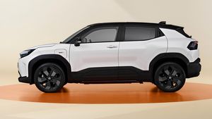 Hybrid इंजन, पैनोरमिक सनरूफ और ADAS सेफ्टी; Toyota की इन दमदार SUVs की भारत में जल्द होगी एंट्री