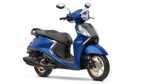 56Km माइलेज और कीमत 71,499 से शुरू; Valentine Day पर गिफ्ट करने के लिए ये हैं Best Affordable Scooters 