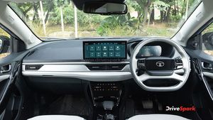 पेट्रोल खर्च को कहें बाय; मात्र एक लाख देकर घर लाएं Tata की ये दमदार Electric SUV, जानें कैसे मिलेगी धांसू डील