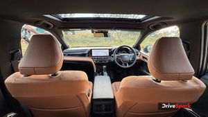 9 एयरबैग, 360-डिग्री कैमरा और ADAS सेफ्टी; क्या आप भारत में बिकने वाली इस Hybrid कार के बारे में जानते हैं?