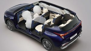 360 डिग्री कैमरा, 6 एयरबैग और सनरूफ; Maruti Ertiga की मार्केट खा जाएगी ये अपकमिंग 7-सीटर कार! 