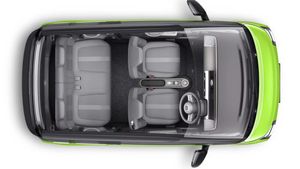 30 हजार कमाने वाले भी आराम से खरीद सकते हैं ये इलेक्ट्रिक कार ! मिनटों में समझें On-Road Price और EMI का हिसाब